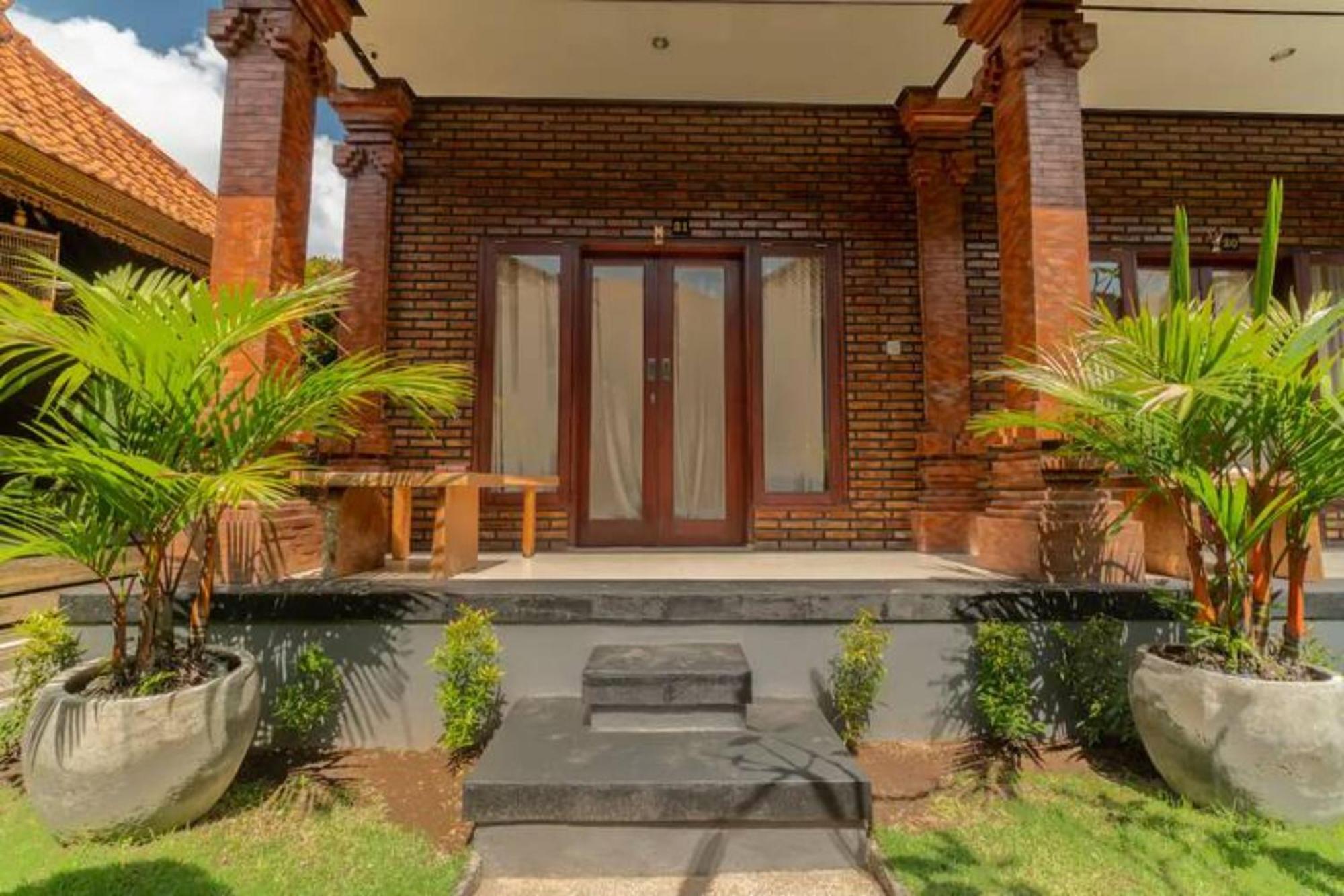 Pondok Lulik Homestay Canggu Екстериор снимка