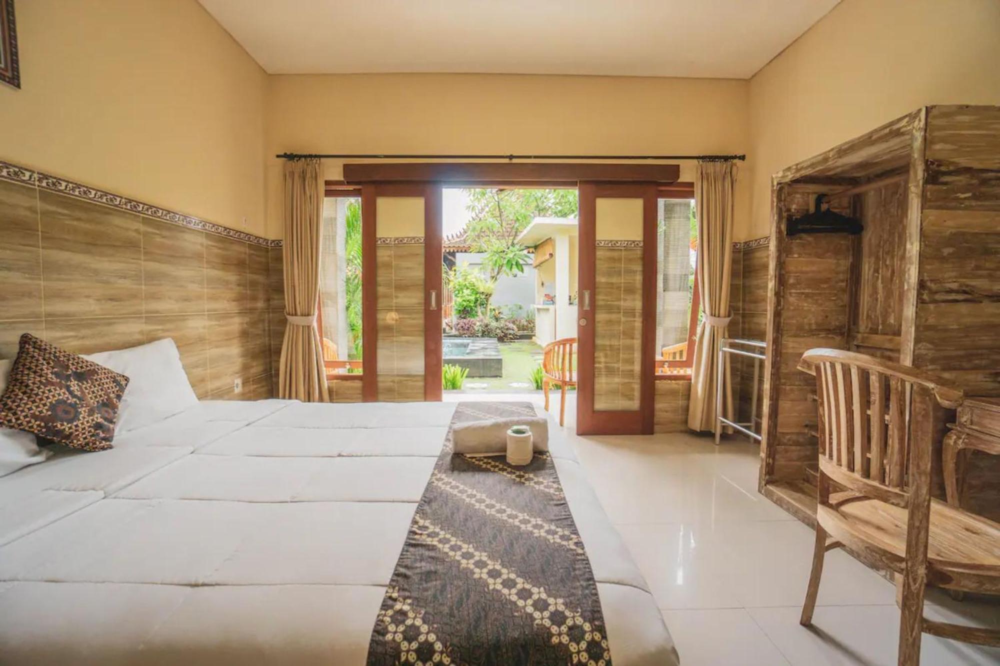 Pondok Lulik Homestay Canggu Екстериор снимка