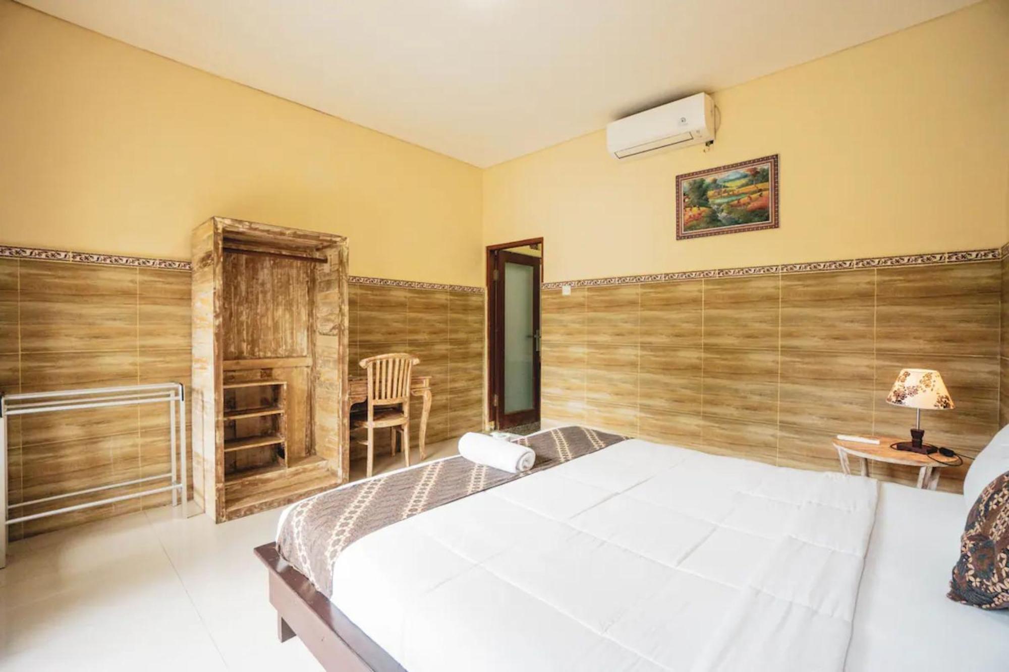 Pondok Lulik Homestay Canggu Екстериор снимка