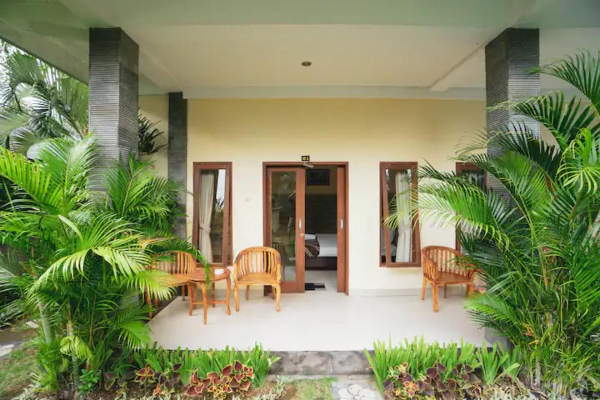 Pondok Lulik Homestay Canggu Екстериор снимка